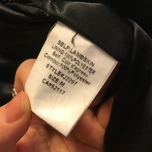 Leather jacket - Picture 3 of 3